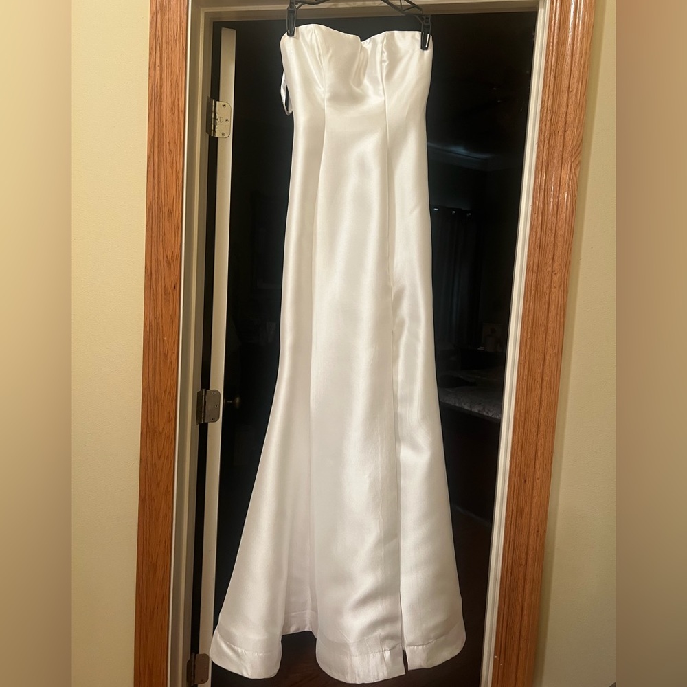 Sherri Hill white strapless formal gown